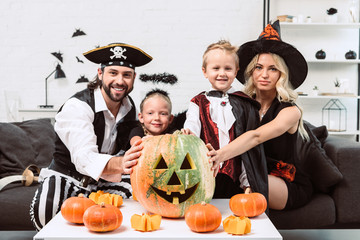 pirate family costumes